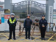 深河乡：清晨护学守岗 护航少年成长路