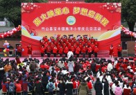 宝丰镇施洋小学：红歌漫校园 师生贺新年