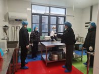 县实验幼儿园开展安全隐患排查