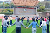 恒升小学举办庆元旦教职工趣味运动会