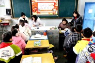 麻家渡镇小学：乐考无“纸”境 趣味大闯关