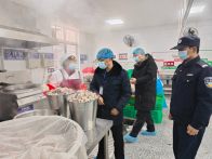 联合检查筑防线 舌尖安全迎新年