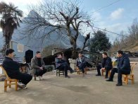 官渡镇：下沉走访聚民心  政策到户稳烟田