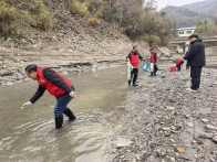 深河乡：凝心聚力护水源 专项清理保安全