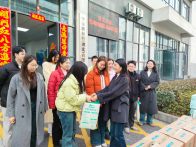 竹山县总工会：初六开工送温暖  返岗复产更暖心