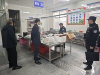 双台乡：严把开学安全关 暖心护学守平安