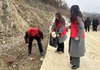 圣水湖管理局开展“学雷锋”守水护水志愿服务