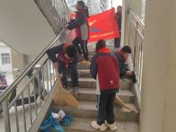 县第二实验小学：践行雷锋精神  争做时代新人