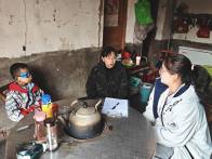 擂鼓镇小学开展春季开学家访，精准关爱缺勤学生