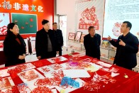 麻家渡镇中心学校：昔日园丁重返校园 共叙往昔话发展