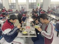 竹山二中：春季学期校园膳食监督家长委员会成立