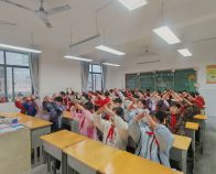 擂鼓镇小学：桌操为阵 健康同行