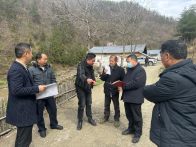 三方联动解民忧 田间地头化纠纷