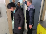 县房产中心开展电梯困人演练