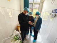 擂鼓镇腰庄小学：家校社共护学子“舌尖安全”