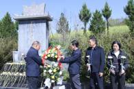 县移民服务中心：清明祭英烈   初心永传承