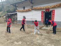 官渡鎮：學雷鋒行動助力鄉村振興