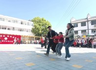 寶豐鎮中心幼兒園舉辦親子運動會