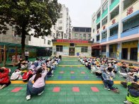 擂鼓镇中心幼儿园开展“5·12”防震减灾应急疏散演练活动