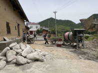 深河乡：硬化入户路  服务惠民生