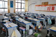 茂华中学：开展防震减灾应急疏散演练模拟