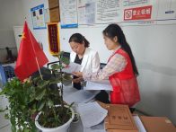 城關(guān)鎮(zhèn)城西社區(qū)：《十堰市文明行為促進條例》宣傳進小區(qū)