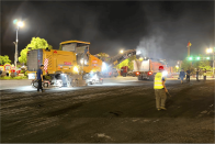 县住建局：修复路面小破损 服务群众大民生