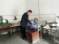 县残联：帮扶救助暖人心