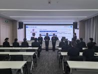 县行政审批局：文明服务 礼仪先行