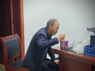 擂鼓镇：为迷路老人保驾护航