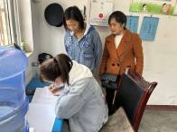 溢水中心幼儿园：精心做好资助工作