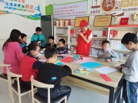 阅读伴成长　书香润童心