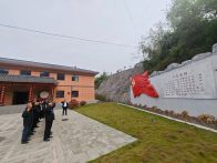 双台乡界岭村党支部组织党员赴兄弟乡镇学习交流