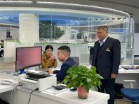 县行政审批局用加倍“贴心” 打通服务群众“最后一公里”   