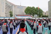 县实验小学：爱护地球  人人参与
