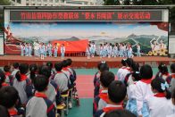 县实验小学：书香启迪智慧  共读润泽心灵