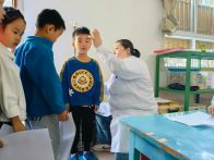 县实验幼儿园：健康体检  护幼成长