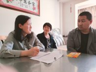 县总工会开展困难职工入户走访活动