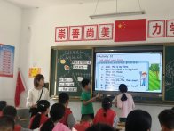 文峰乡中心小学开展“快乐英语”学习交流活动