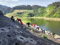 深河乡：干部群众齐动手 乡村面貌展新颜