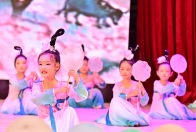 花城幼儿园：炫童年风采  绽花城魅力