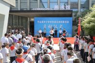 县实验小学：“游”出健康 “泳”远快乐